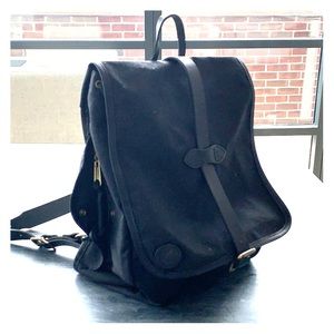 Filson Men’s black backpack